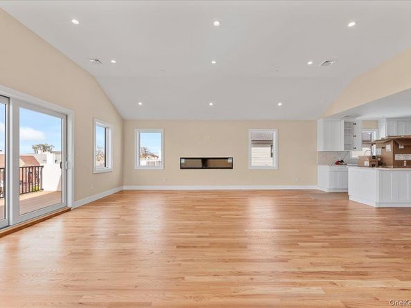 56 Oregon Street, Long Beach NY 11561