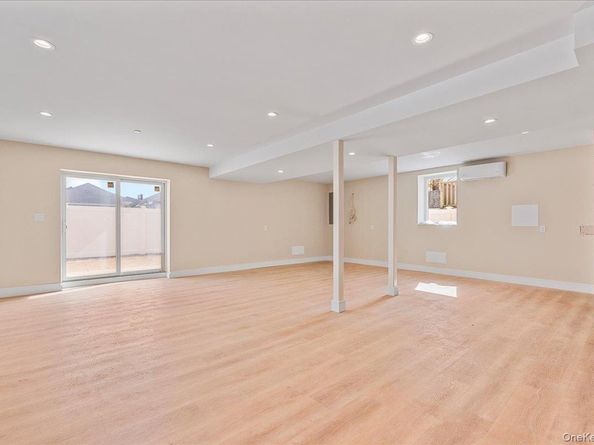 56 Oregon Street, Long Beach NY 11561