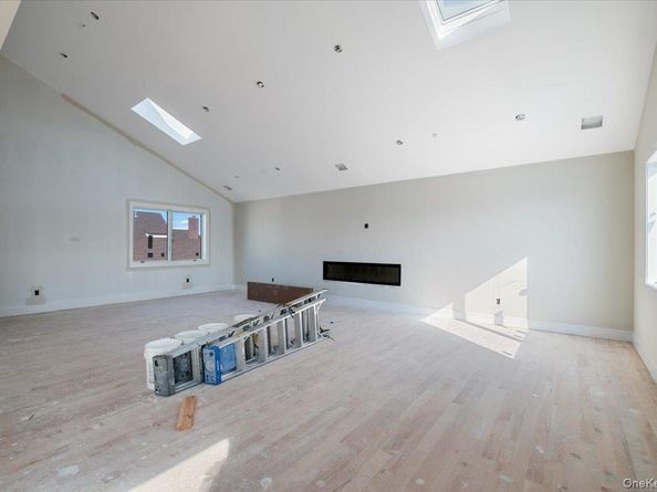 56 Oregon Street, Long Beach NY 11561