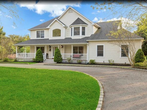 2655 Rocky Point Road, East Marion NY 11939