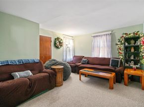 60 Lincoln Avenue, Sayville NY 11782