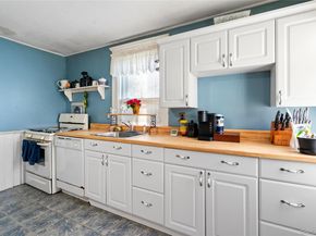 60 Lincoln Avenue, Sayville NY 11782
