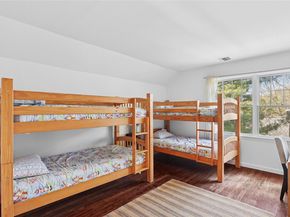 6 Covey Court, East Hampton NY 11937