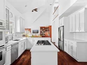 6 Covey Court, East Hampton NY 11937