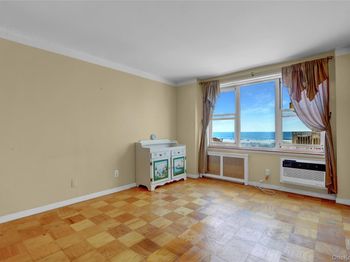 700 Shore Road
