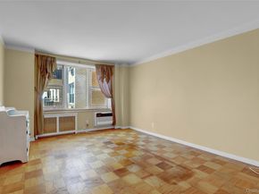 700 Shore Road 3D, Long Beach NY 11561