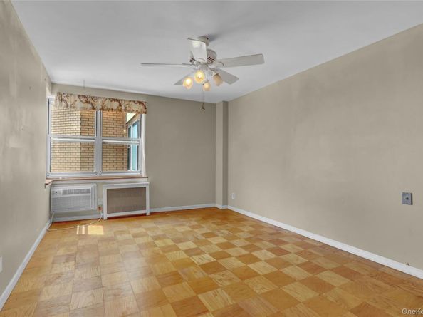 700 Shore Road 3D, Long Beach NY 11561