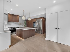 26 Windemere Way, Woodbury NY 11797