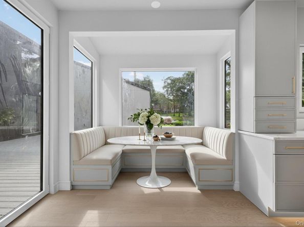 26 Windemere Way, Woodbury NY 11797