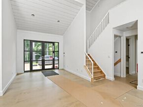 26 Windemere Way, Woodbury NY 11797