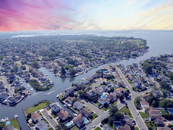 3060 Ann Street, Baldwin Harbor NY 11510