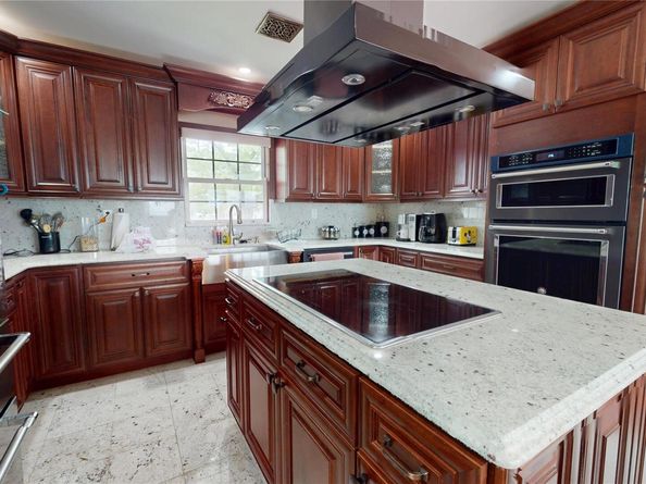 3060 Ann Street, Baldwin Harbor NY 11510