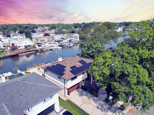 3060 Ann Street, Baldwin Harbor NY 11510