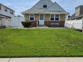 734 Dauntless Parkway, Elmont NY 11003