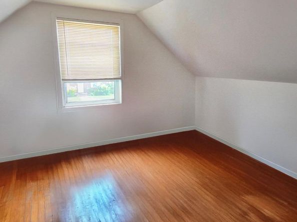 734 Dauntless Parkway, Elmont NY 11003