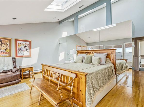 15445 Riverside Drive, Whitestone NY 11357