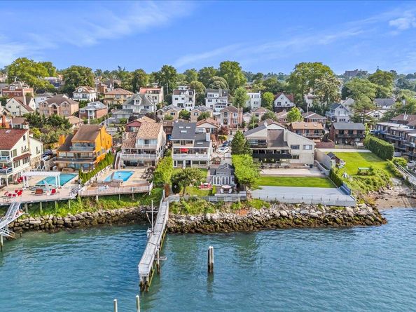15445 Riverside Drive, Whitestone NY 11357