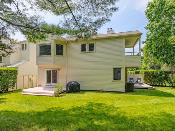 10 Head Of Pond Road 8, Water Mill NY 11976
