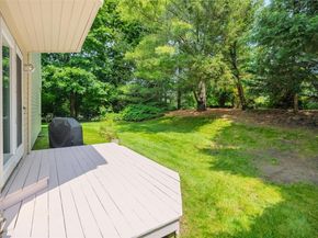 10 Head Of Pond Road 8, Water Mill NY 11976