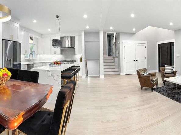 2040 Wellington Court, Westbury NY 11590