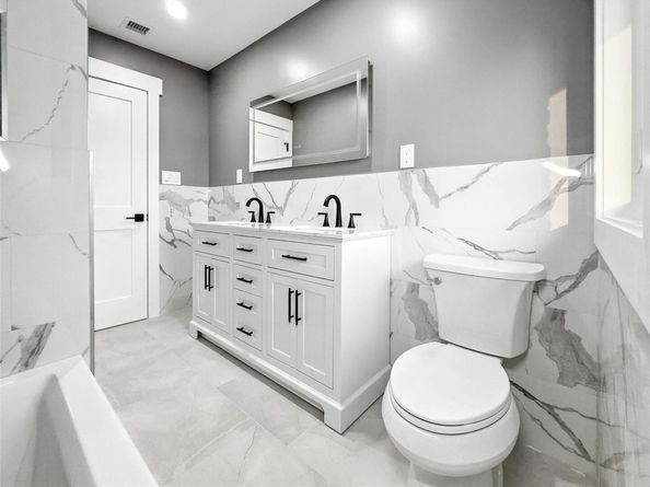 2040 Wellington Court, Westbury NY 11590