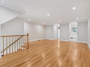 85 Marjorie Court 85, Manhasset NY 11030