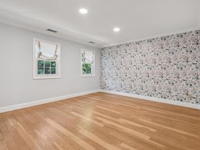 85 Marjorie Court 85, Manhasset NY 11030