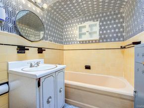 82-91 Caldwell Avenue, Middle Village NY 11379