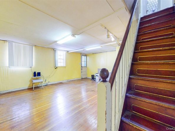 82-91 Caldwell Avenue, Middle Village NY 11379