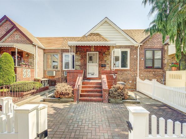 82-91 Caldwell Avenue, Middle Village NY 11379