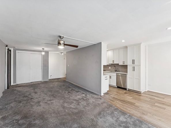 241-20 Northern Boulevard 2B, Little Neck NY 11362