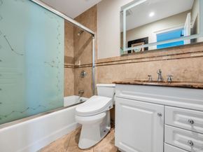 6 Garden Circle, Syosset NY 11791