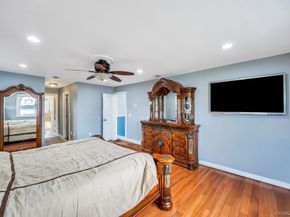 6 Garden Circle, Syosset NY 11791