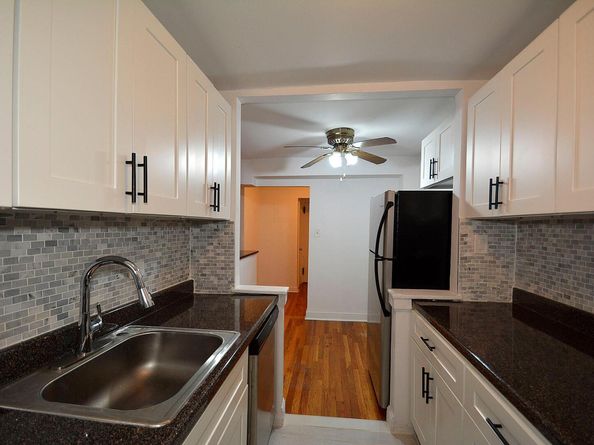 67-12 Yellowstone Blvd B11, Forest Hills NY 11375
