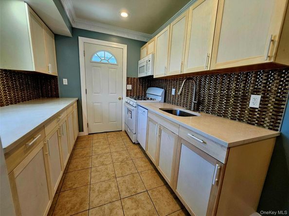 30 Eugene Drive, Kings Park NY 11754