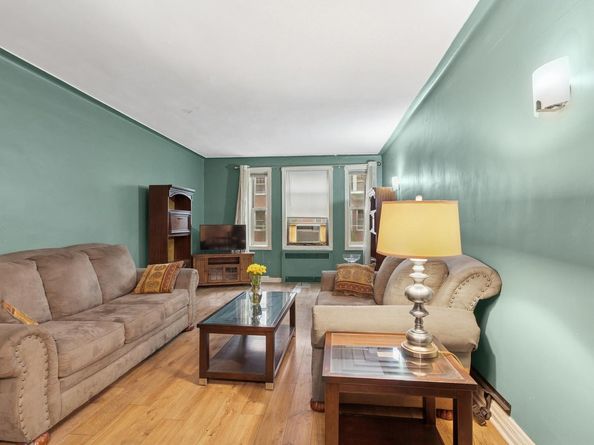 117-01 park lane south C 1F, Kew Gardens NY 11418