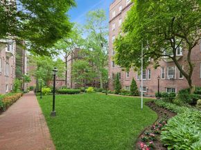 117-01 park lane south C 1F, Kew Gardens NY 11418