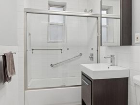 117-01 park lane south C 1F, Kew Gardens NY 11418