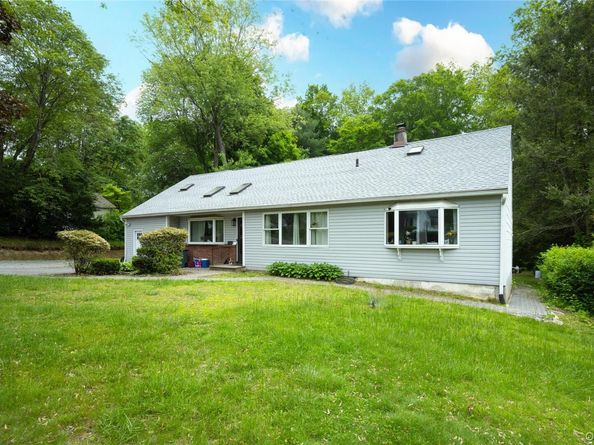 929 Fox Meadow Road, Yorktown Heights NY 10598