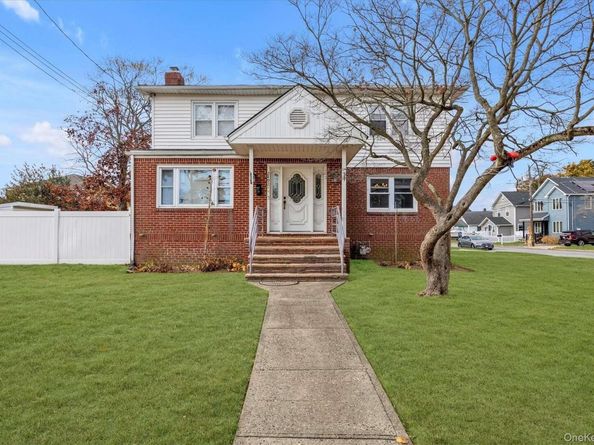 2492 Lefferts Place, Bellmore NY 11710