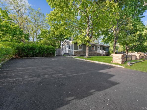 545 Granny Road, Medford NY 11763