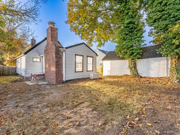 334 Gillette Street, Dix Hills NY 11746