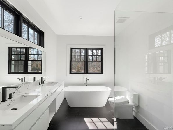 46 Towhee Trail, East Hampton NY 11937