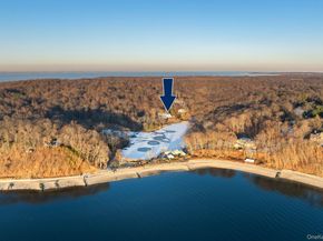 19 Mallard Drive, Lloyd Harbor NY 11743