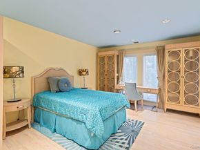 19 Mallard Drive, Lloyd Harbor NY 11743