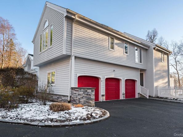 19 Mallard Drive, Lloyd Harbor NY 11743