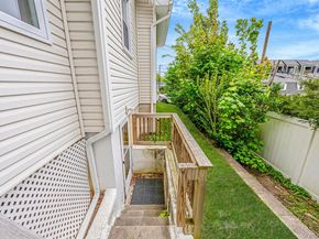 15 Northridge Street, Huntington Station NY 11746