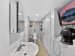 86 Smart, Yonkers NY 10704