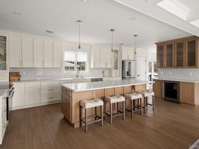 11 Edcris, Huntington NY 11743
