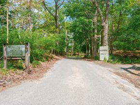 2 Seaview Ledge, Shoreham NY 11786